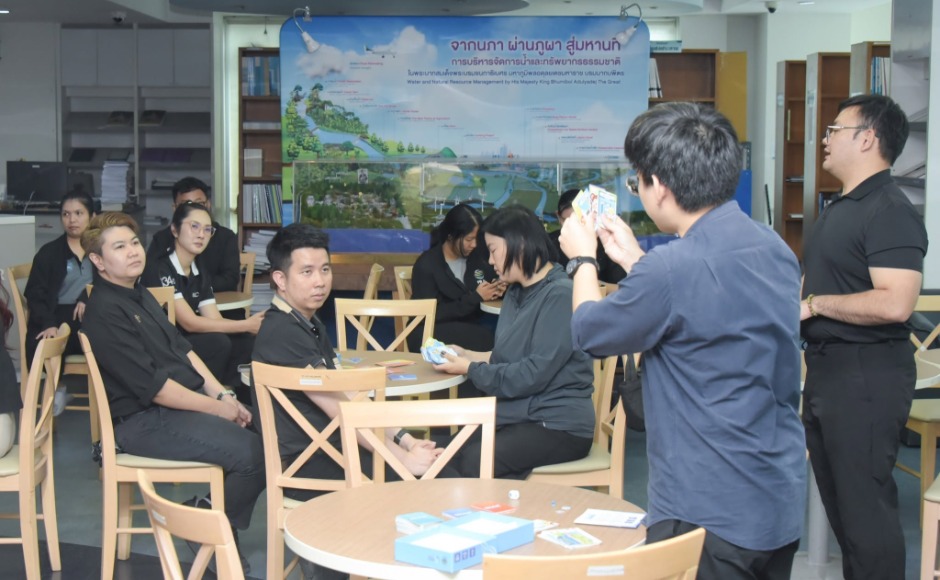 คณะทำงาน CKI สลก. จัดกิจกรรมแลกเปลี่ยนเรียนรู้ แนะนำสื่อประชาสัมพันธ์แบบบอร์ดเกม ส่งเสริมความรู้ด้านการบริหารจัดการน้ำ